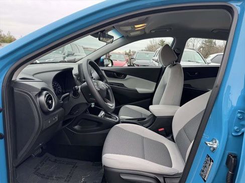 Used 2023 Hyundai Kona SE w/ Cargo Package image 18