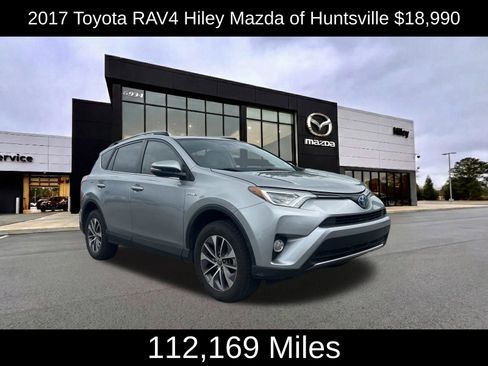 Used 2017 Toyota RAV4 XLE AWD/4WD image 1