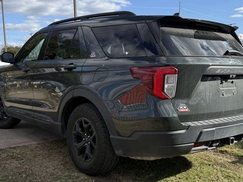 Used 2023 Ford Explorer Timberline w/ Timberline Technology Package image 3