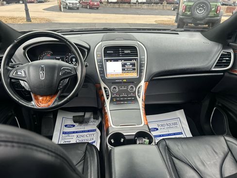 Used 2017 Lincoln MKX Reserve w/ Driver Assistance Package image 15