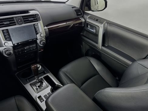 Used 2023 Toyota 4Runner Limited AWD/4WD image 24