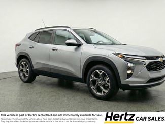 Used 2025 Chevrolet Trax LT video 1