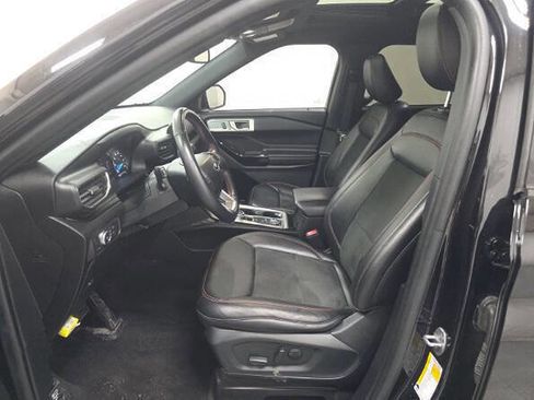 Used 2022 Ford Explorer ST-Line w/ Class IV Trailer Tow Package image 5