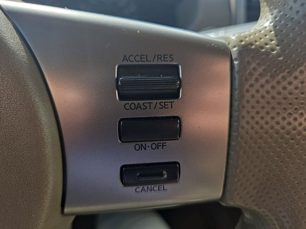 Used 2009 Nissan Frontier SE w/ SE Value Truck Pkg AWD/4WD image 14