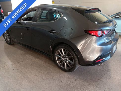 Used 2022 MAZDA MAZDA3 s image 4
