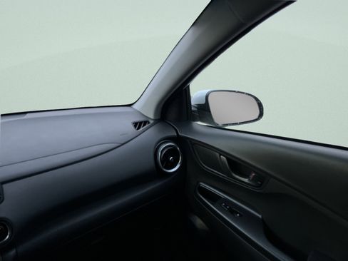 Used 2023 Hyundai Kona SEL image 29