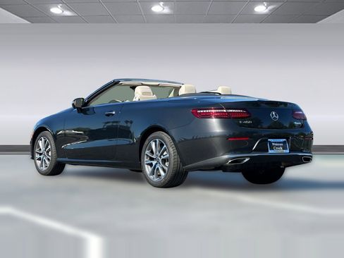 Used 2023 Mercedes-Benz E 450 4MATIC Cabriolet image 3