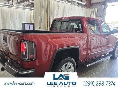 Used 2018 GMC Sierra 1500 SLT AWD/4WD image 2