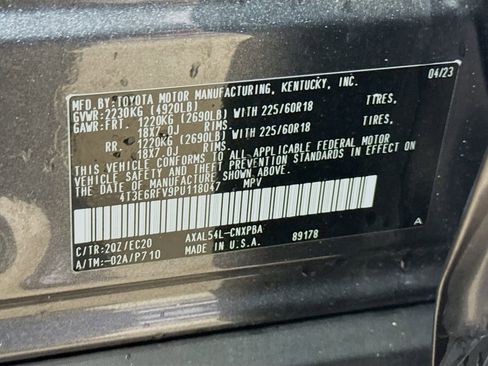 Certified 2023 Toyota RAV4 XSE AWD/4WD image 30