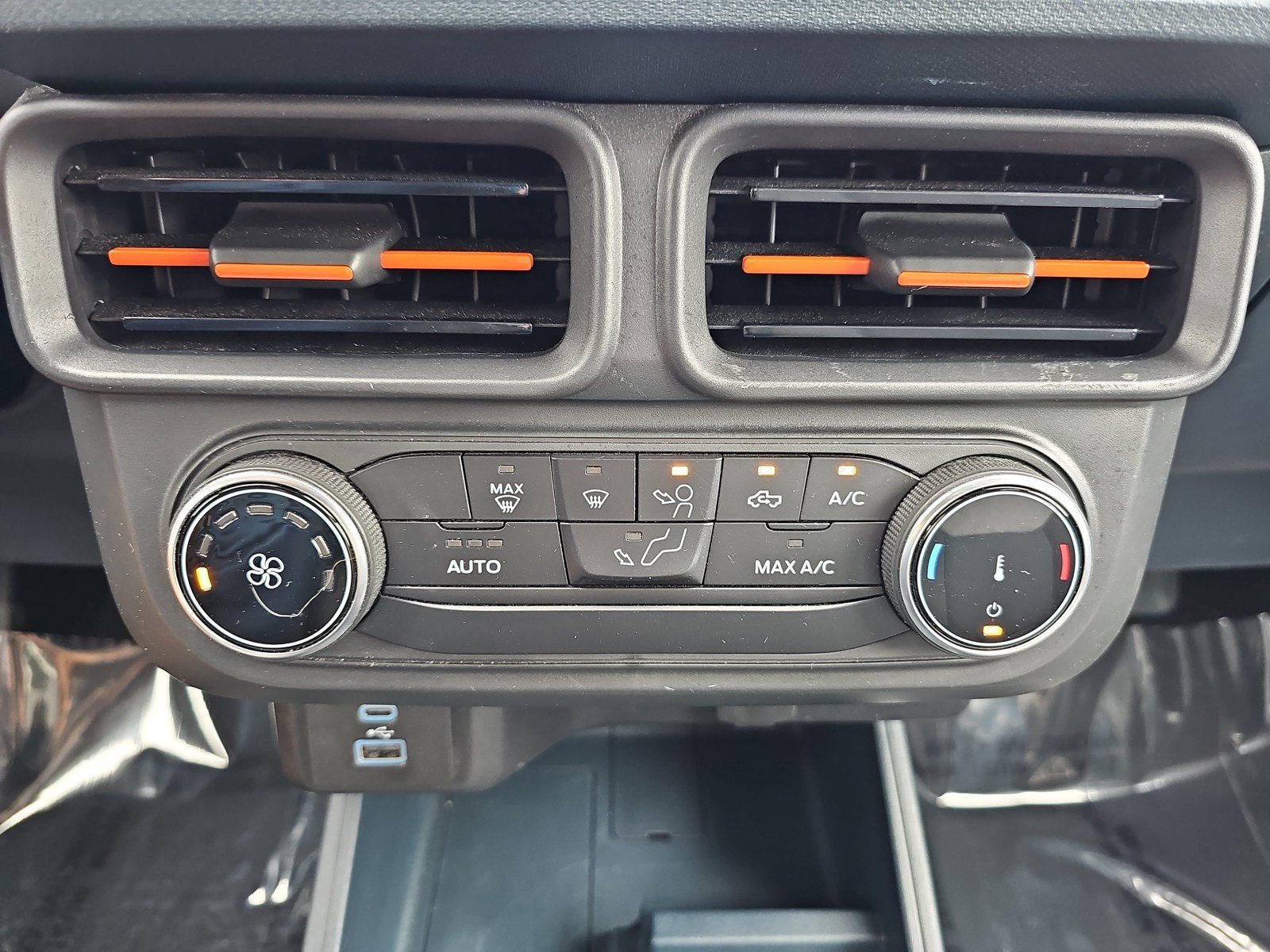 Used 2022 Ford Maverick XLT FWD image 21