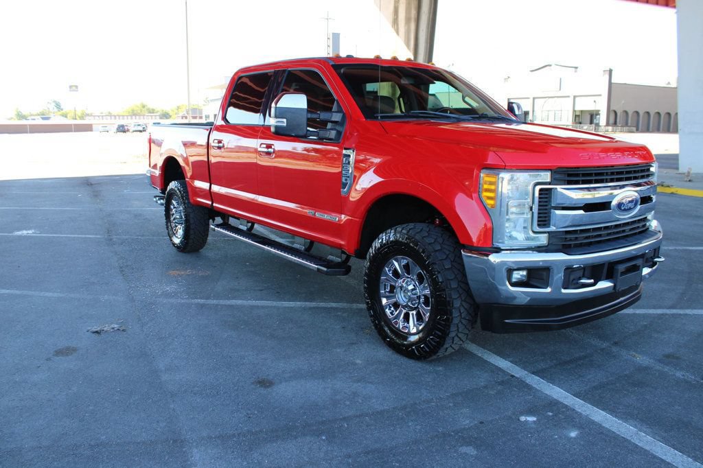 Used 2017 Ford F350 XLT w/ XLT Premium Package AWD/4WD image 4