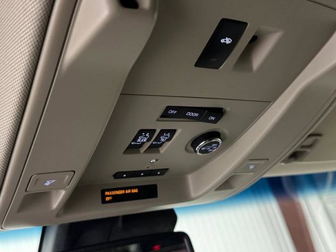 Used 2019 GMC Yukon XL Denali w/ Denali Ultimate Package image 30