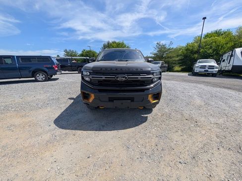 Used 2025 Ford Expedition Tremor AWD/4WD image 13