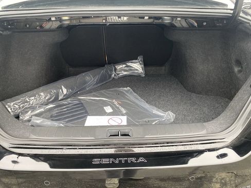 New 2025 Nissan Sentra SV w/ SV Premium Package image 15