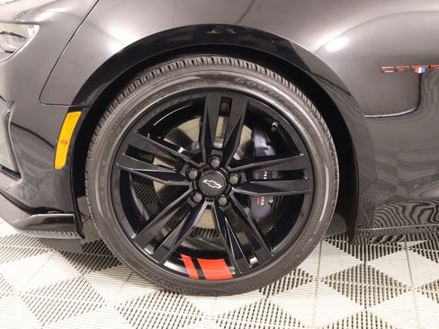 Used 2021 Chevrolet Camaro LT w/ Redline Edition image 15