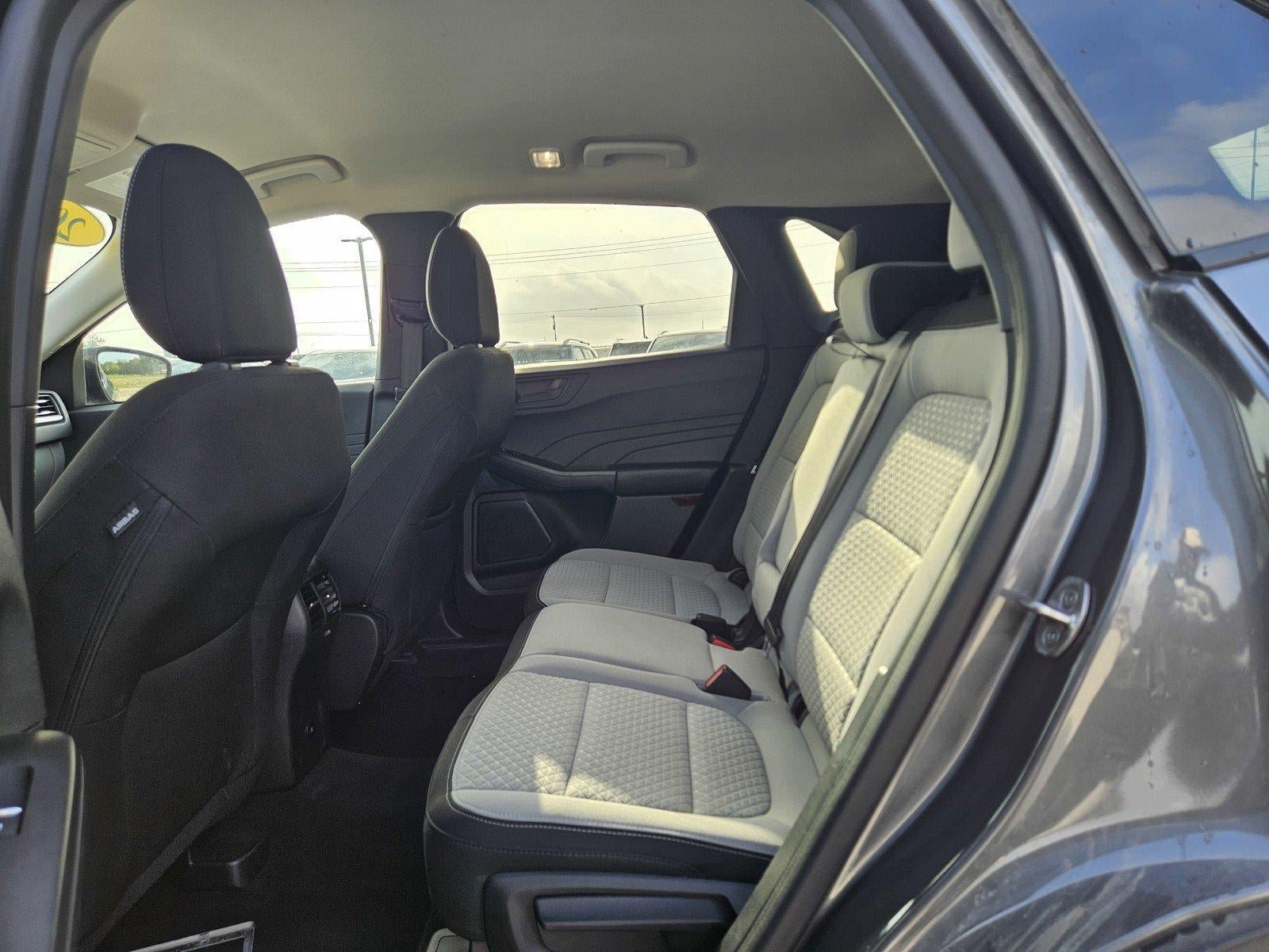 Used 2023 Ford Escape Active w/ Tech Pack #1 AWD/4WD image 10