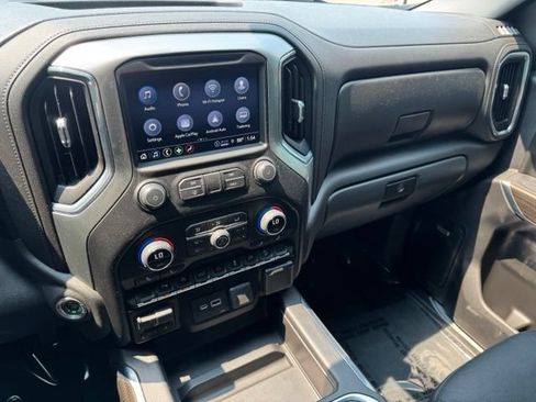 Certified 2021 Chevrolet Silverado 1500 LT Trail Boss w/ Convenience Package II AWD/4WD image 15