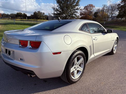 Used 2011 Chevrolet Camaro LT image 67