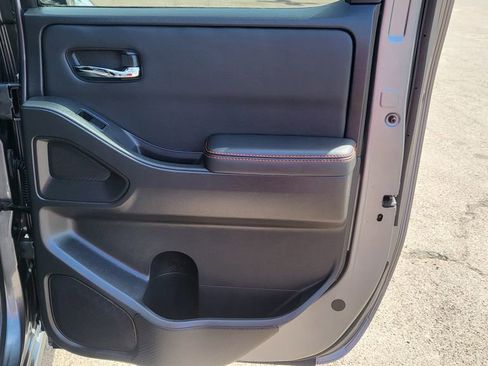 Used 2024 Nissan Frontier PRO-4X w/ Pro Convenience Package AWD/4WD image 17