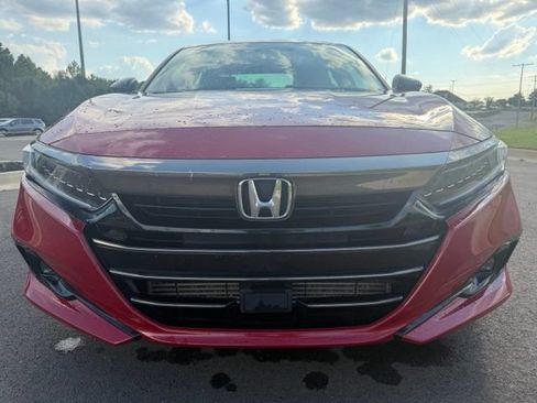 Used 2022 Honda Accord Sport image 2