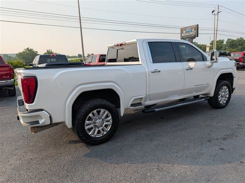 Used 2020 GMC Sierra 2500 Denali w/ Denali Ultimate Package AWD/4WD image 8