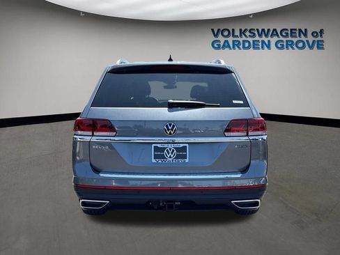 Used 2023 Volkswagen Atlas SEL AWD/4WD image 6