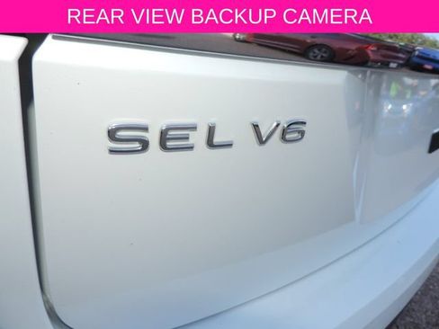 Used 2023 Volkswagen Atlas SEL AWD/4WD image 12