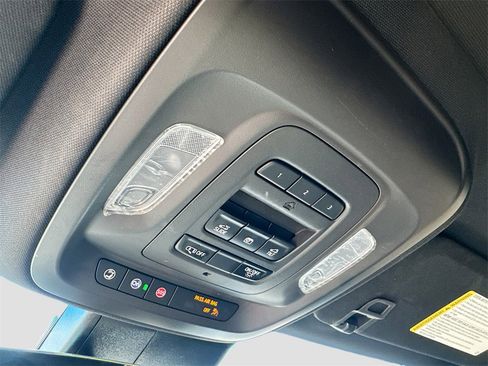 Used 2022 Cadillac CT5 Sport image 18