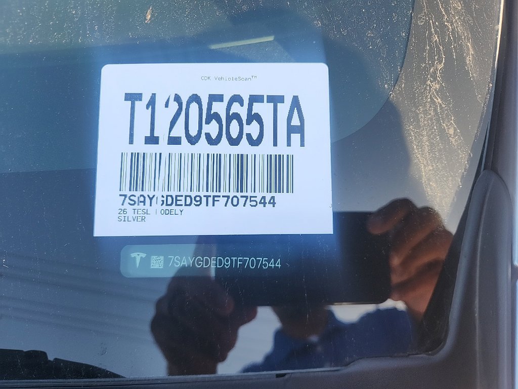 Used 2026 Tesla Model Y Long Range RWD image 4