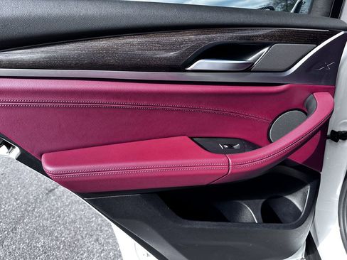 Used 2019 BMW X4 xDrive30i w/ Premium Package image 32