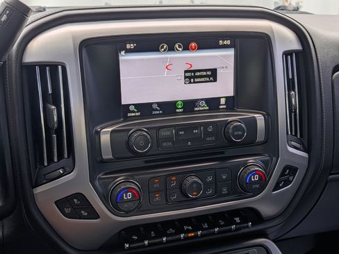 Used 2015 GMC Sierra 2500 SLT w/ Duramax Plus Package AWD/4WD image 36