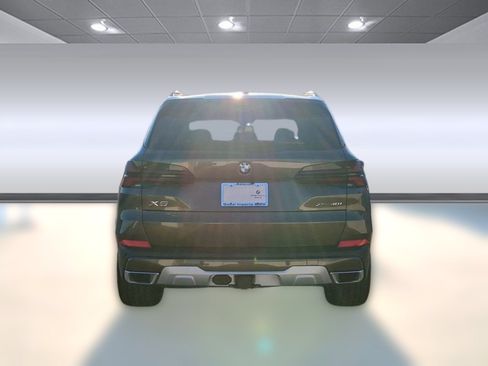 Used 2026 BMW X5 xDrive40i w/ Executive Package AWD/4WD image 10