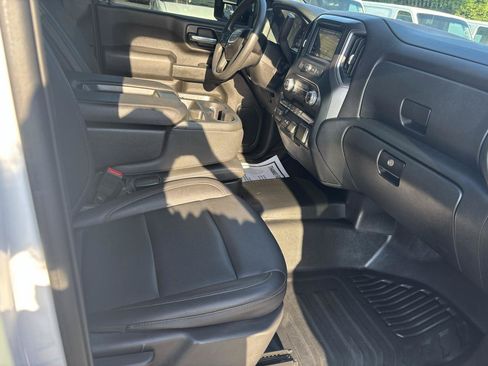 Used 2024 GMC Sierra 2500 Pro w/ Convenience Package AWD/4WD image 13