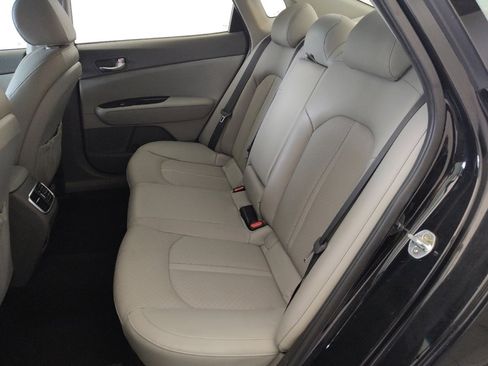 Used 2017 Kia Optima EX image 18