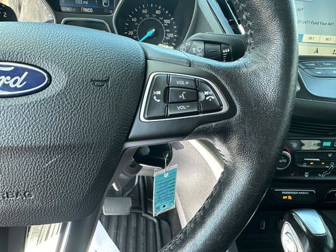 Used 2018 Ford Escape SEL FWD image 14