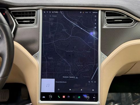 Used 2017 Tesla Model S 90D image 16