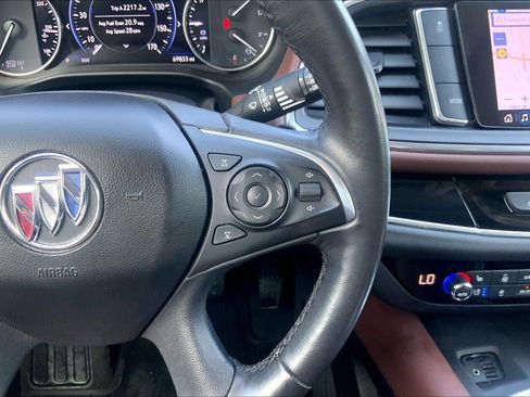 Used 2020 Buick Enclave Avenir w/ Avenir Technology Package FWD image 20