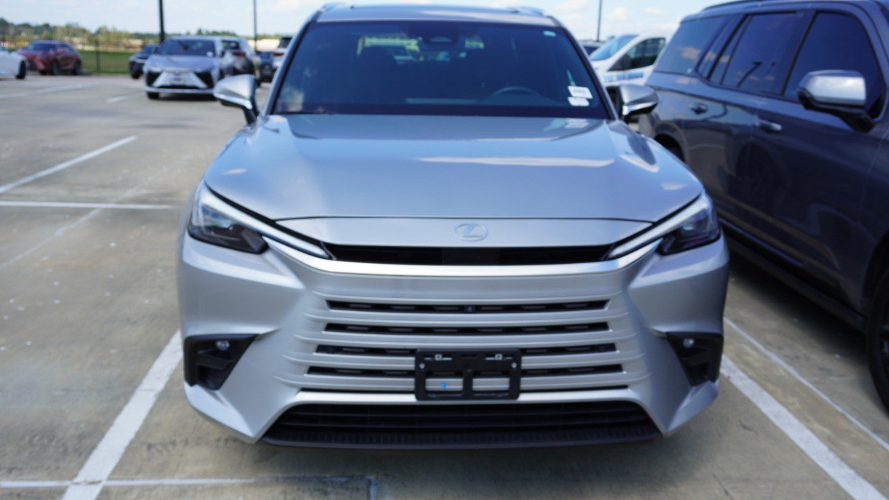 Certified 2025 Lexus TX 350 FWD w/ Technology Package image 2