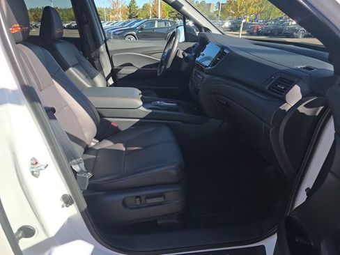 Used 2025 Honda Ridgeline TrailSport image 19