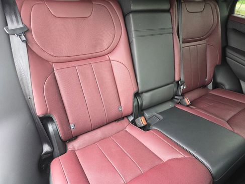 Used 2024 Land Rover Range Rover Sport Dynamic SE image 22