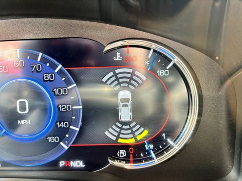 Used 2018 Cadillac Escalade ESV Premium Luxury AWD/4WD image 24