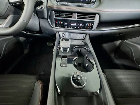 New 2026 Nissan Rogue SV image 30