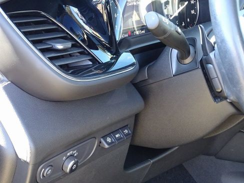 Used 2021 Buick Envision Essence w/ Technology Package I image 15