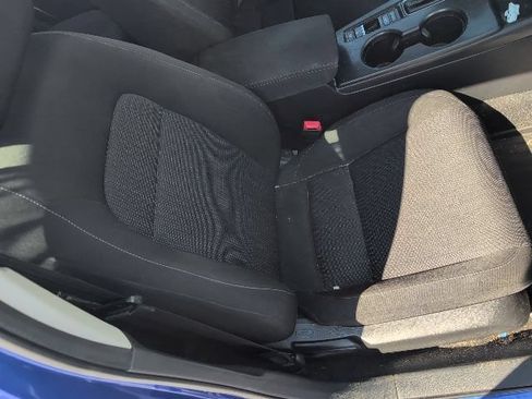 Used 2022 Honda Civic LX image 9