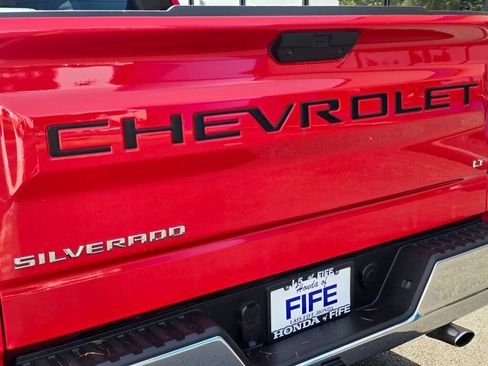 Used 2021 Chevrolet Silverado 1500 LT w/ Work Truck Package AWD/4WD image 13