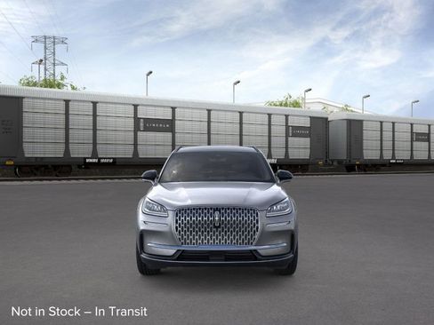 New 2026 Lincoln Corsair Premiere image 6