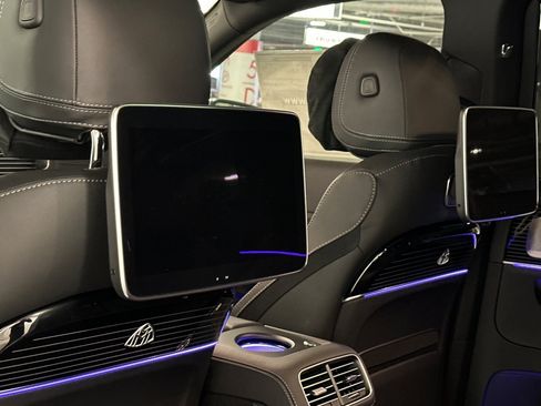 New 2026 Mercedes-Benz Maybach GLS 600 4MATIC image 14