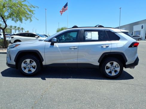 Used 2023 Toyota RAV4 XLE FWD image 4