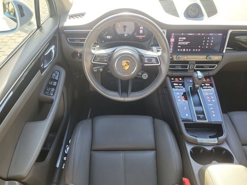 Used 2023 Porsche Macan S AWD/4WD image 18