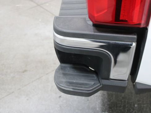 Used 2024 Ford F250 Lariat image 17